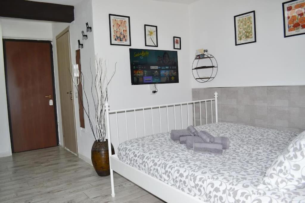 Casa Mya - Studio Flat เนเปิลส์ ภายนอก รูปภาพ