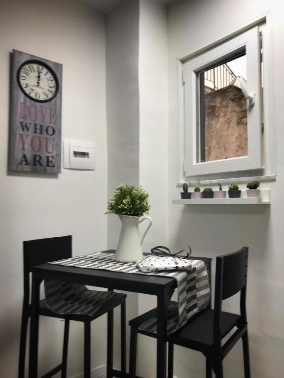 Casa Mya - Studio Flat เนเปิลส์ ภายนอก รูปภาพ